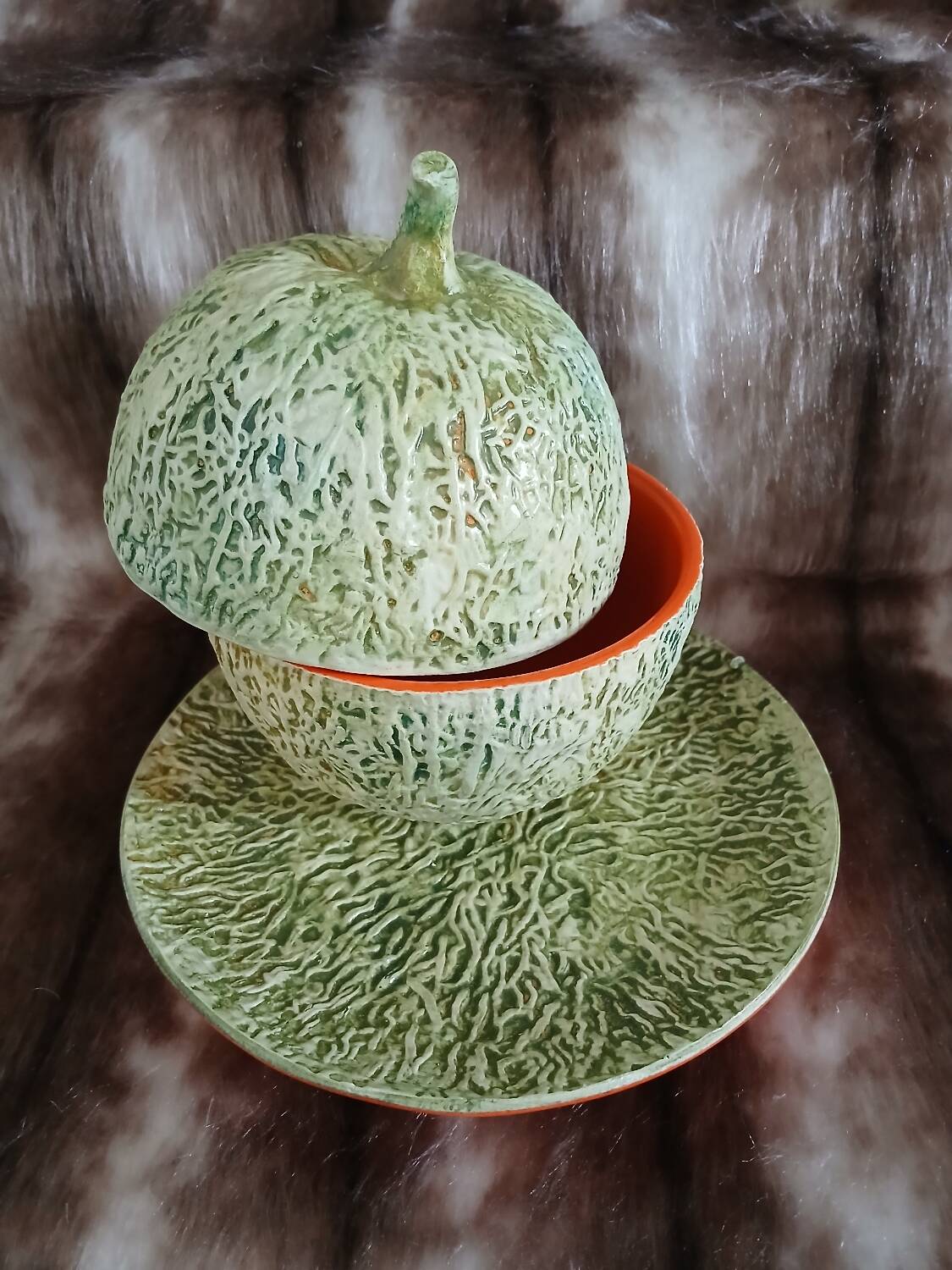 Old pottery ice bucket in majolica