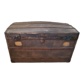Bulging trunk early twentieth century
