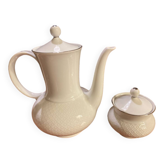 Théière et son pot à sucre en Porcelaine