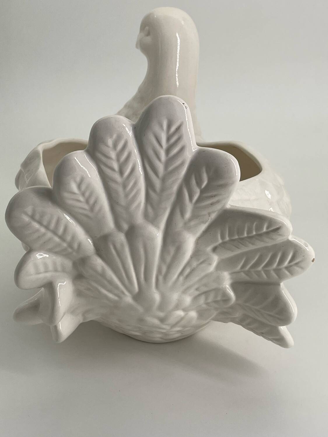 Large vintage white ceramic pot cover Pigeon