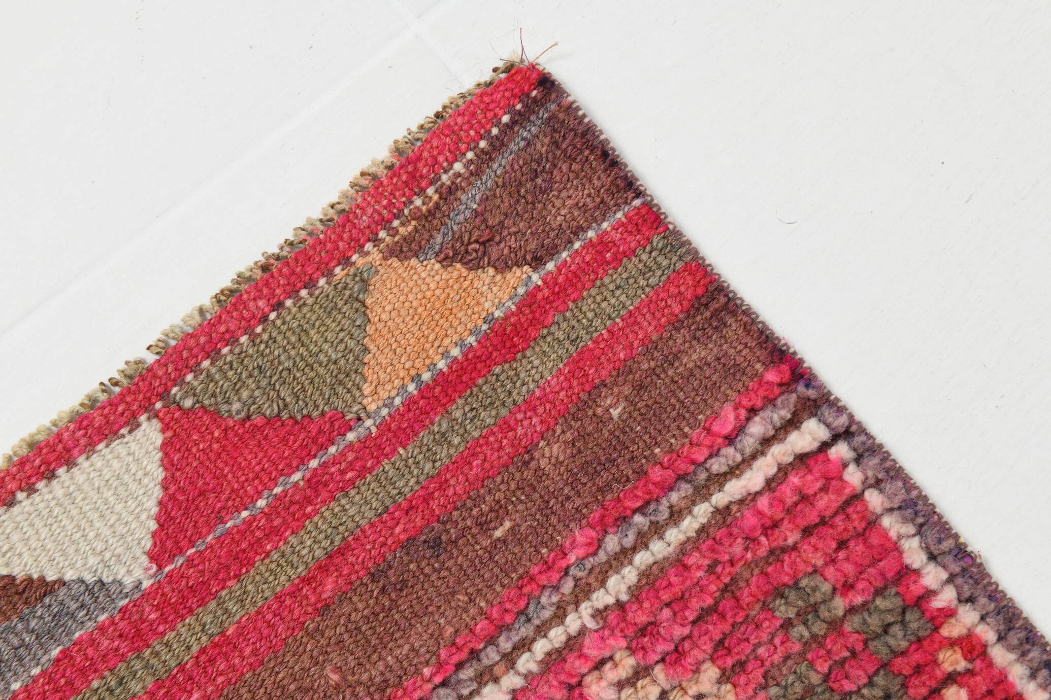 Red & Pink Hallway Vintage Runner Rug, 80x306Cm
