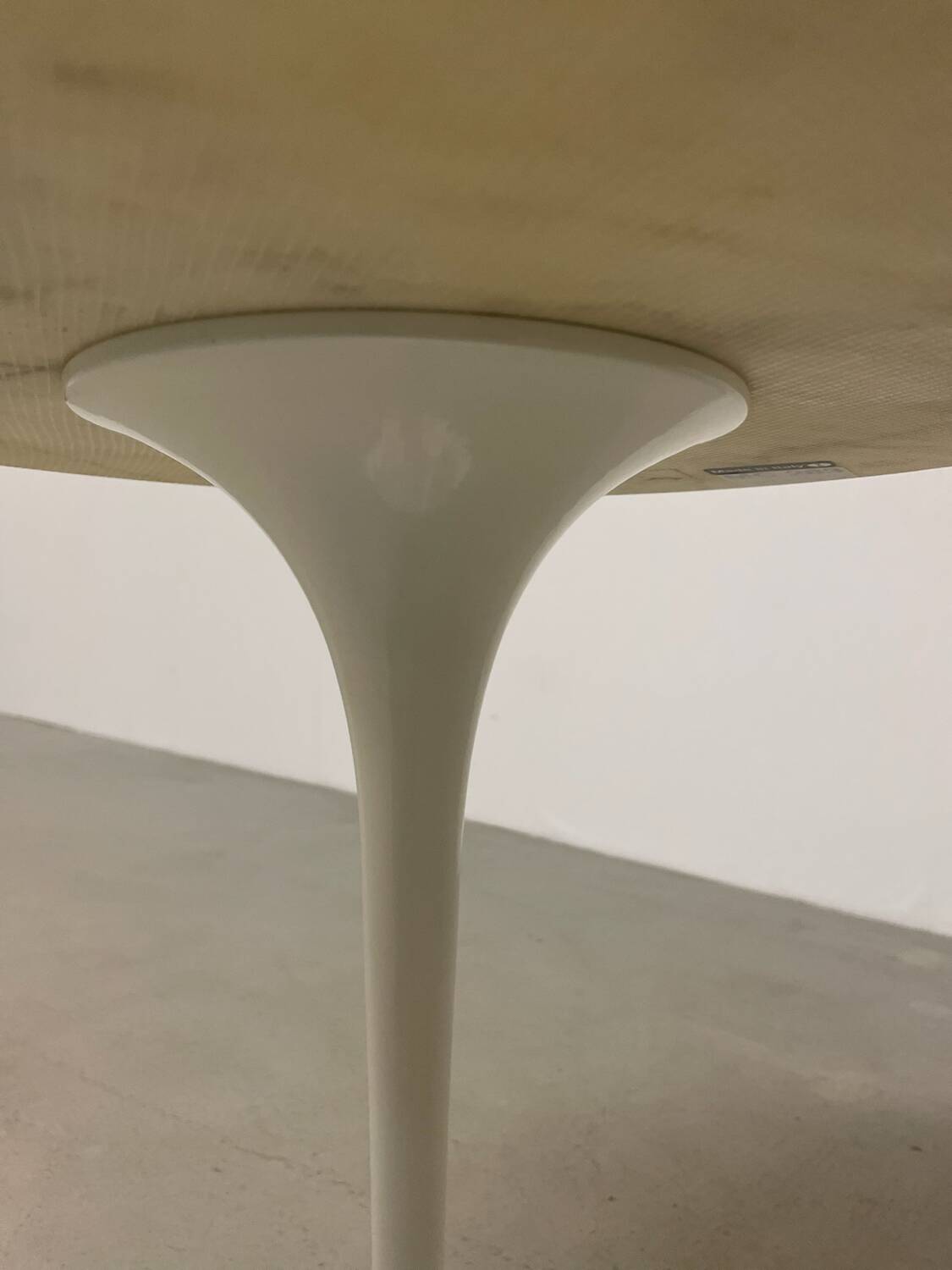 Eero Saarinen Marble Tulip Table 51cm Knoll