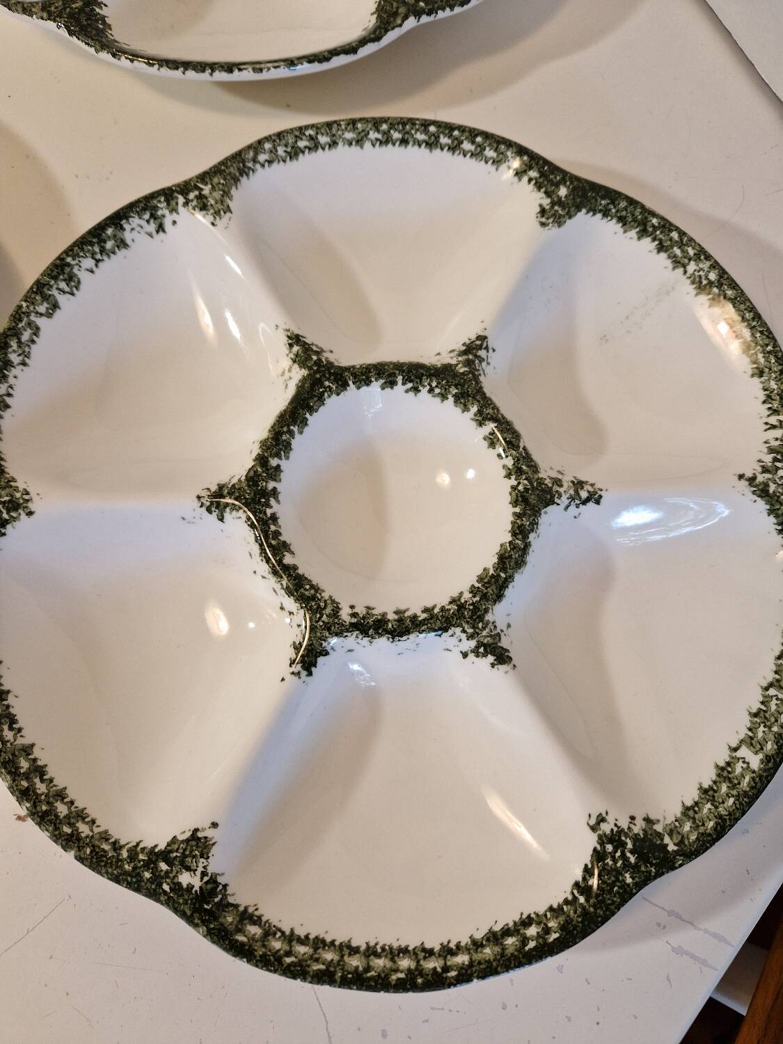 Lot of 8 oyster plates in GIEN France barbotine earthenware stamped