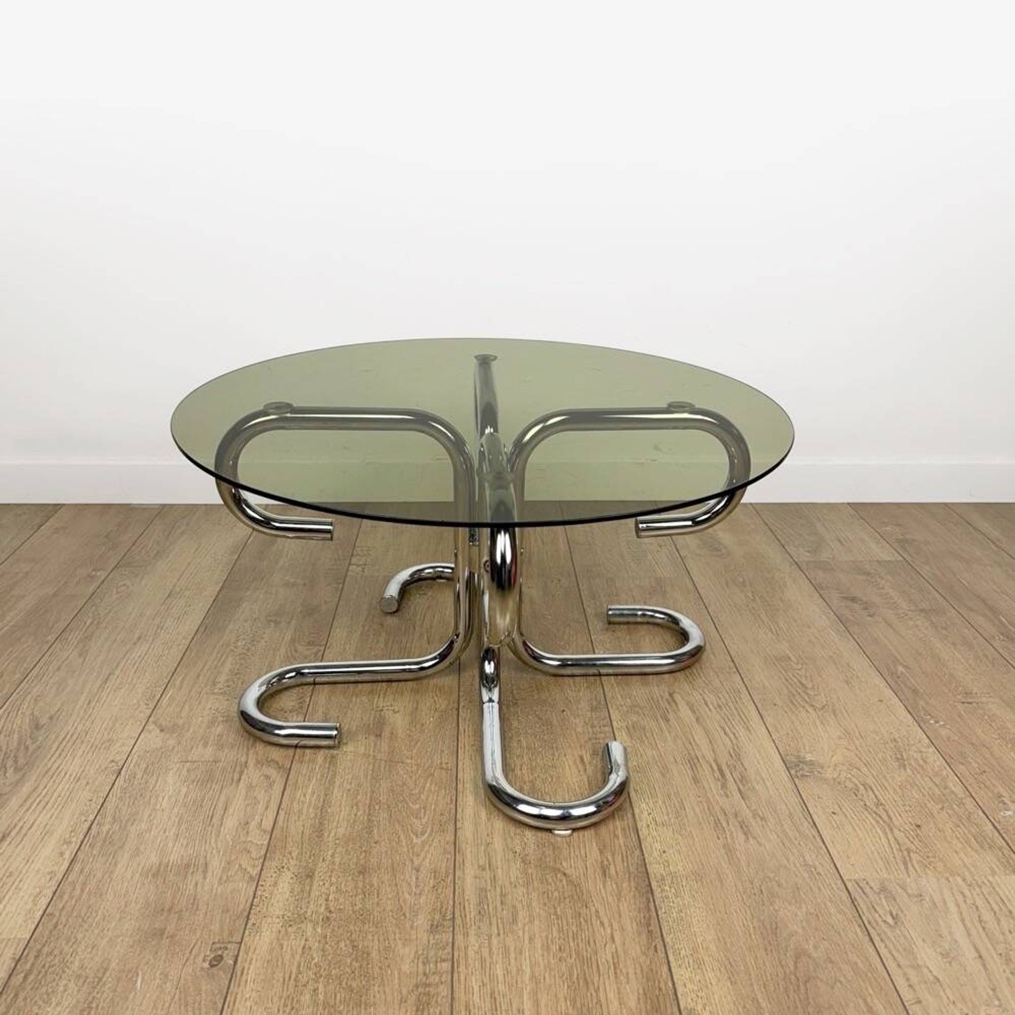 Tubular design coffee table in chrome and smoked glass, Italy, 70s