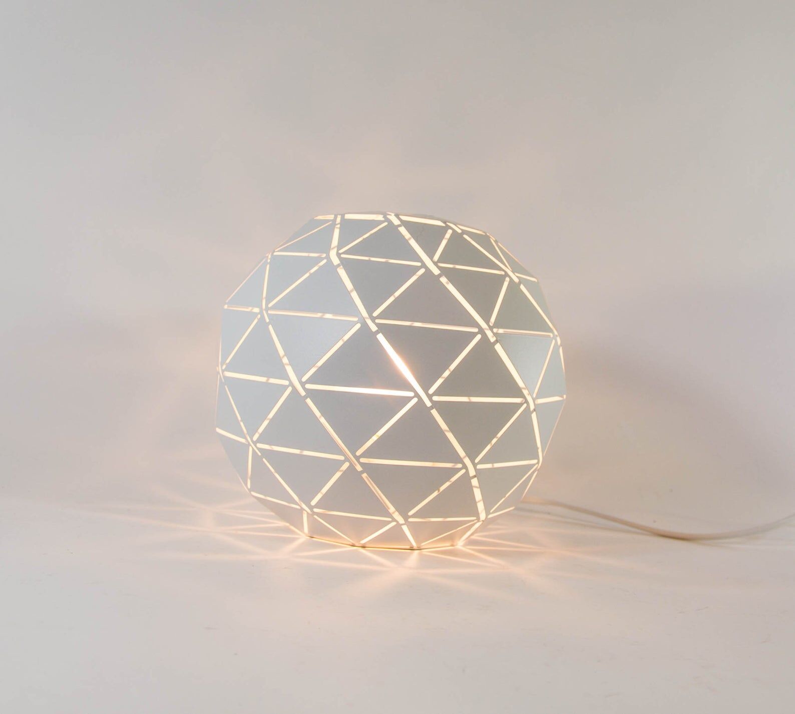 Modernist table lamp vintage white metal sphere 90s