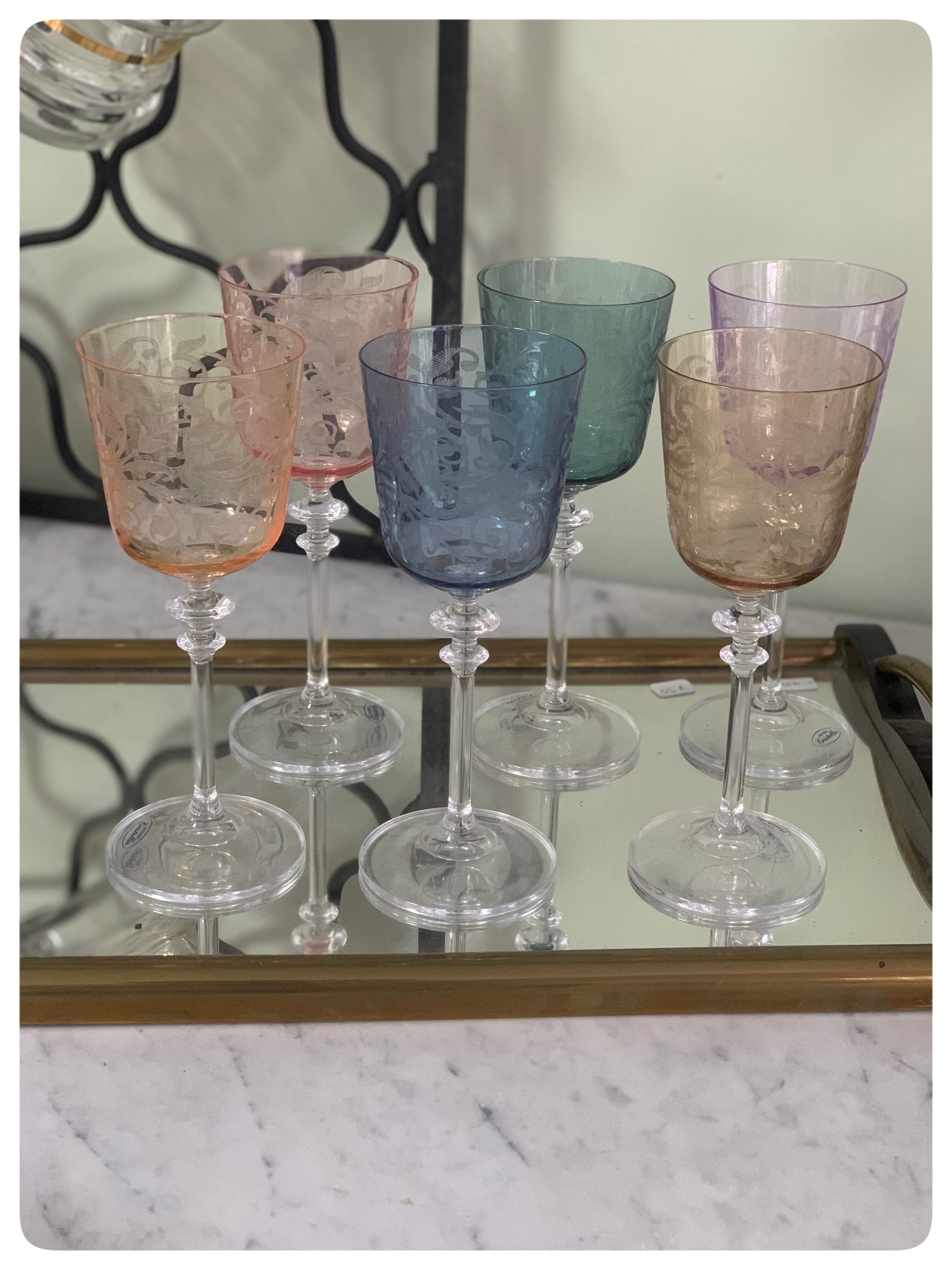 6 colored wine glasses, engraved crystalline