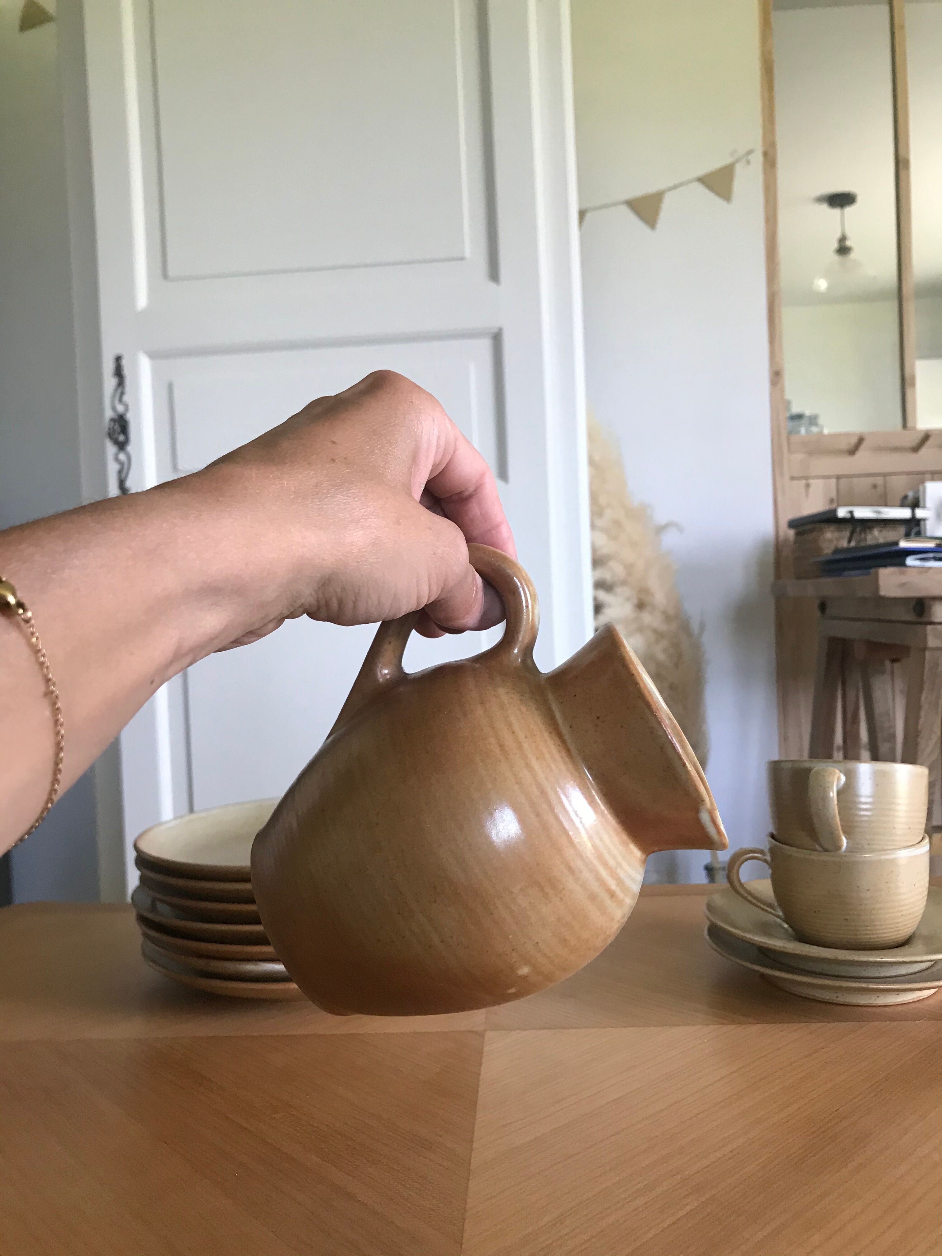 Pitcher sandstone Village