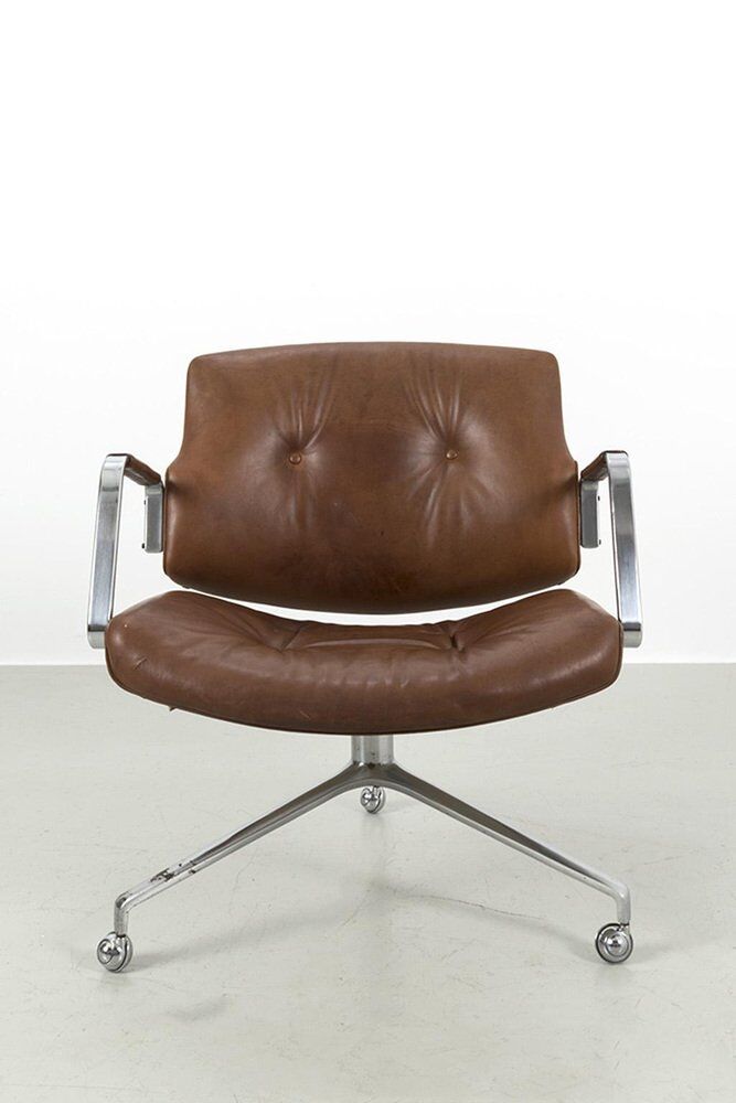 Chaise de bureau FK84 par Jørgen Kastholm et Preben Fabricius