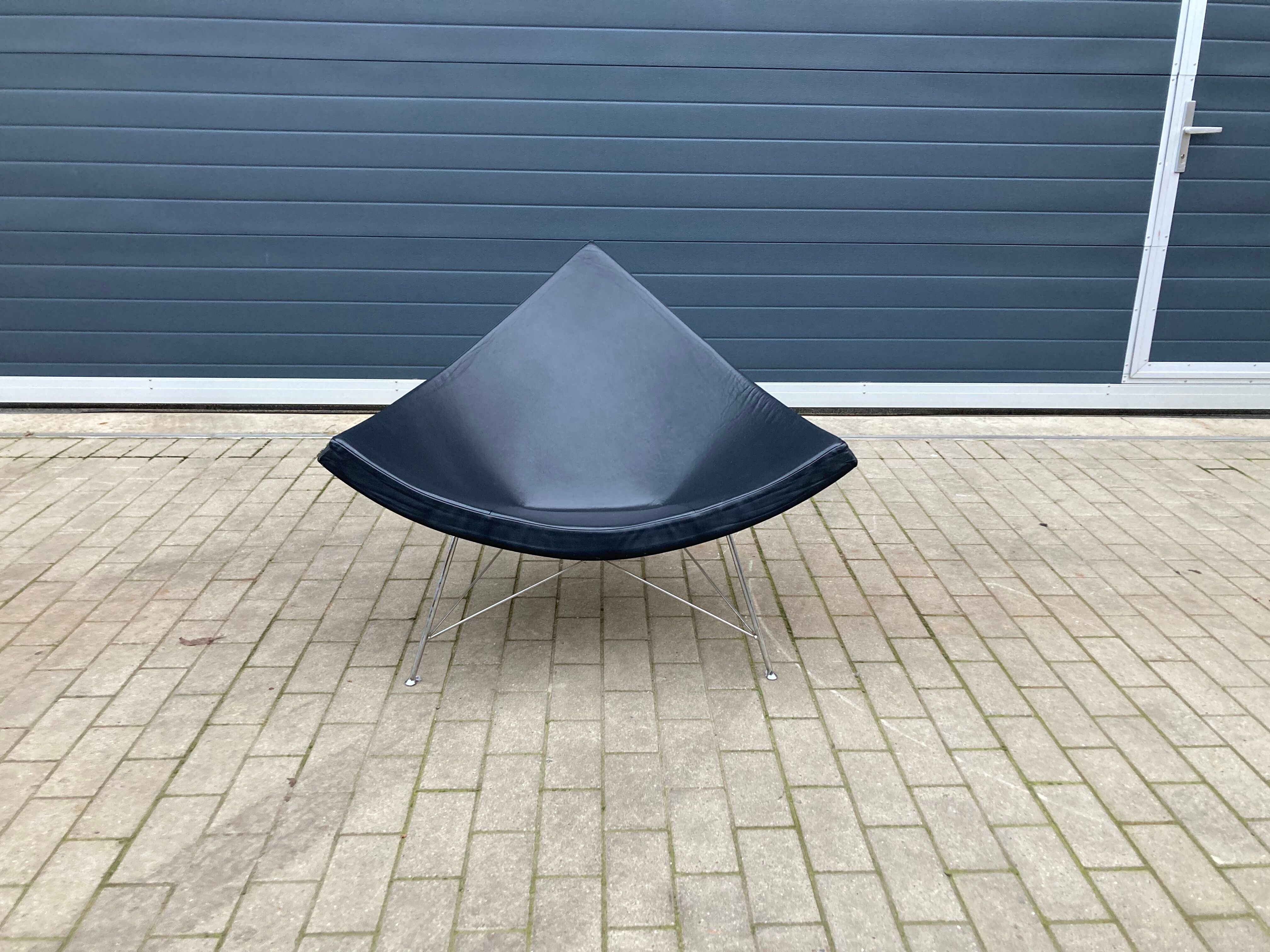 Vitra Coconut Chair de George Nelson, cuir noir
