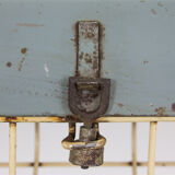 Industrial metal pendant bunker light