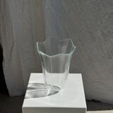 Large glass vase with stylized petal pattern H25.5
