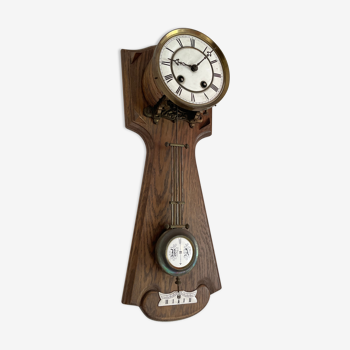 Horloge ancienne en bois