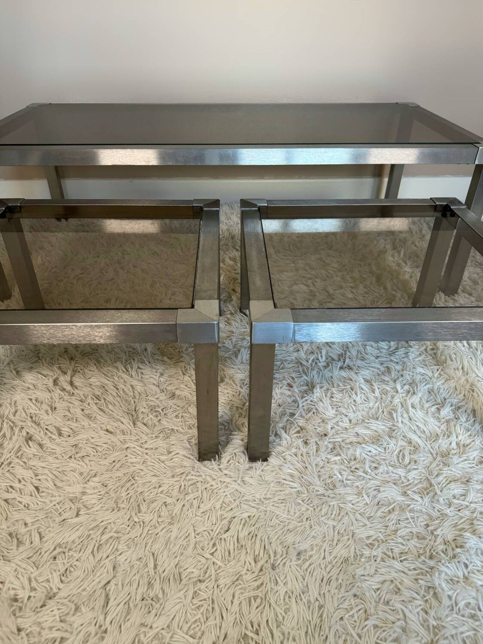 Table basse acier brossé design années 70 et gigognes