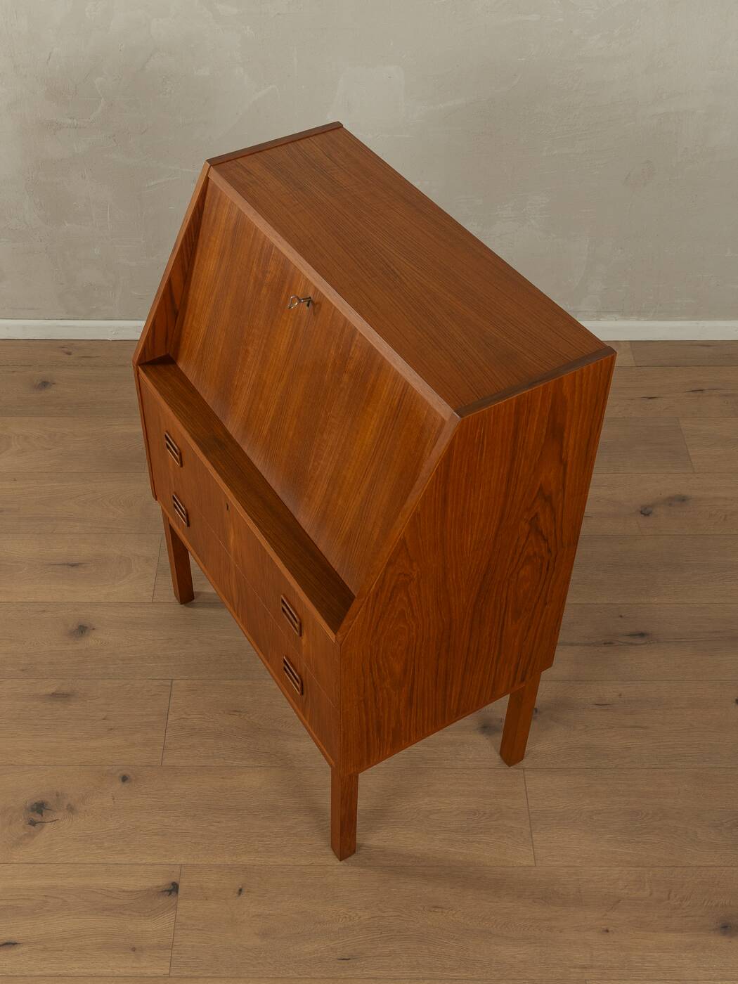 1960s bureau, AEJM Møbler