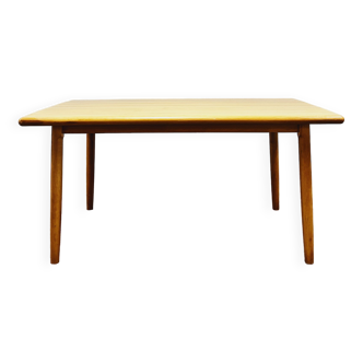 Danish extendable table by Gudme Mobelfabrik