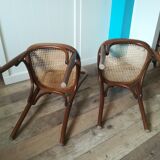 Deux chaises bistrot