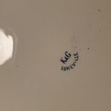 Serving dish décor with insects