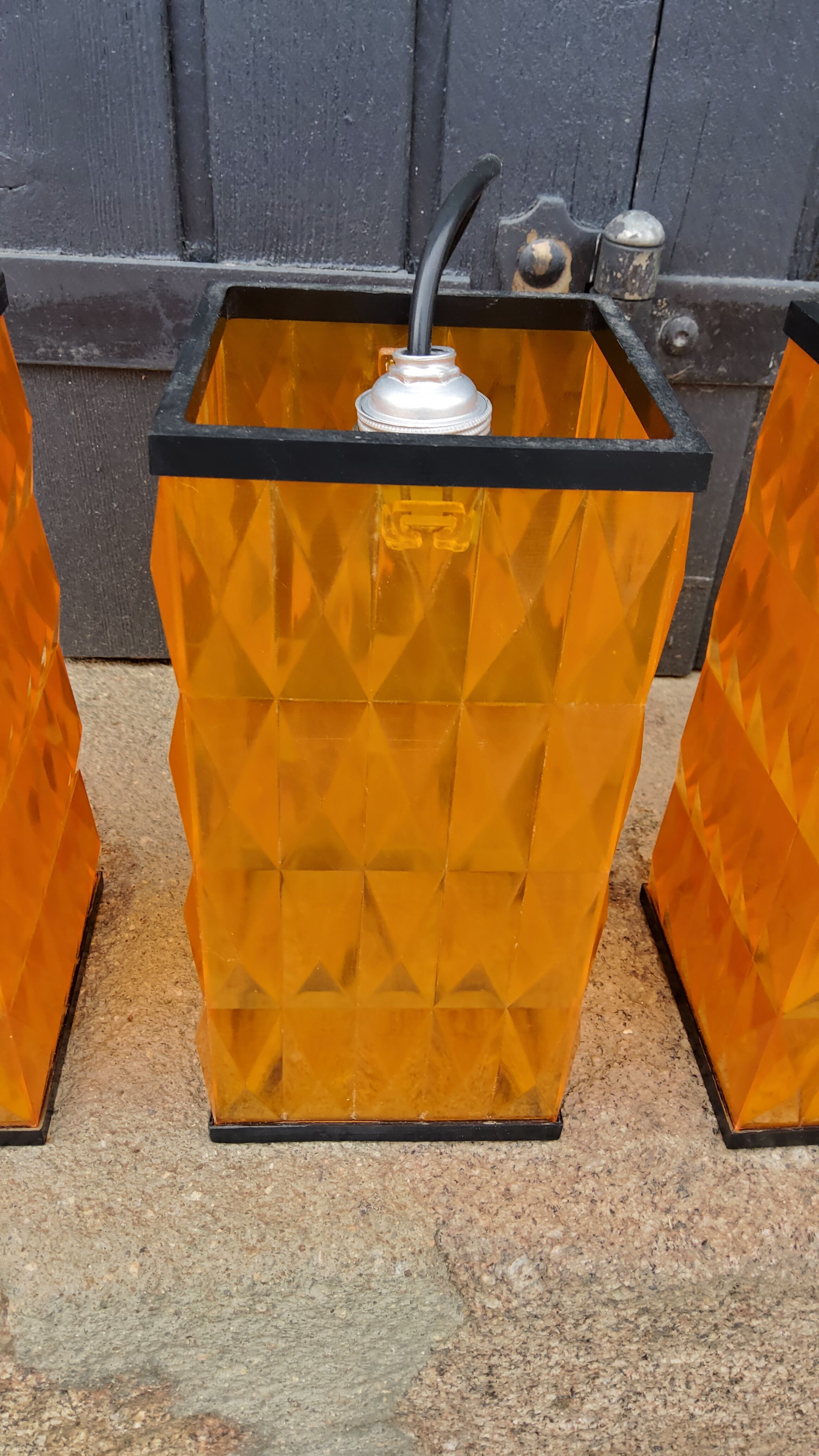 Set of 3 suspensions from the 70s in orange plastic diamond tips