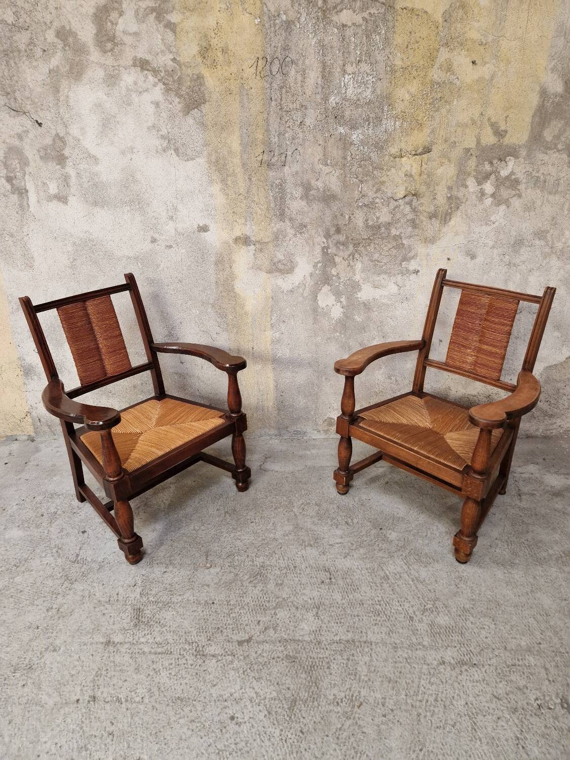 Paire de fauteuils néo-basque