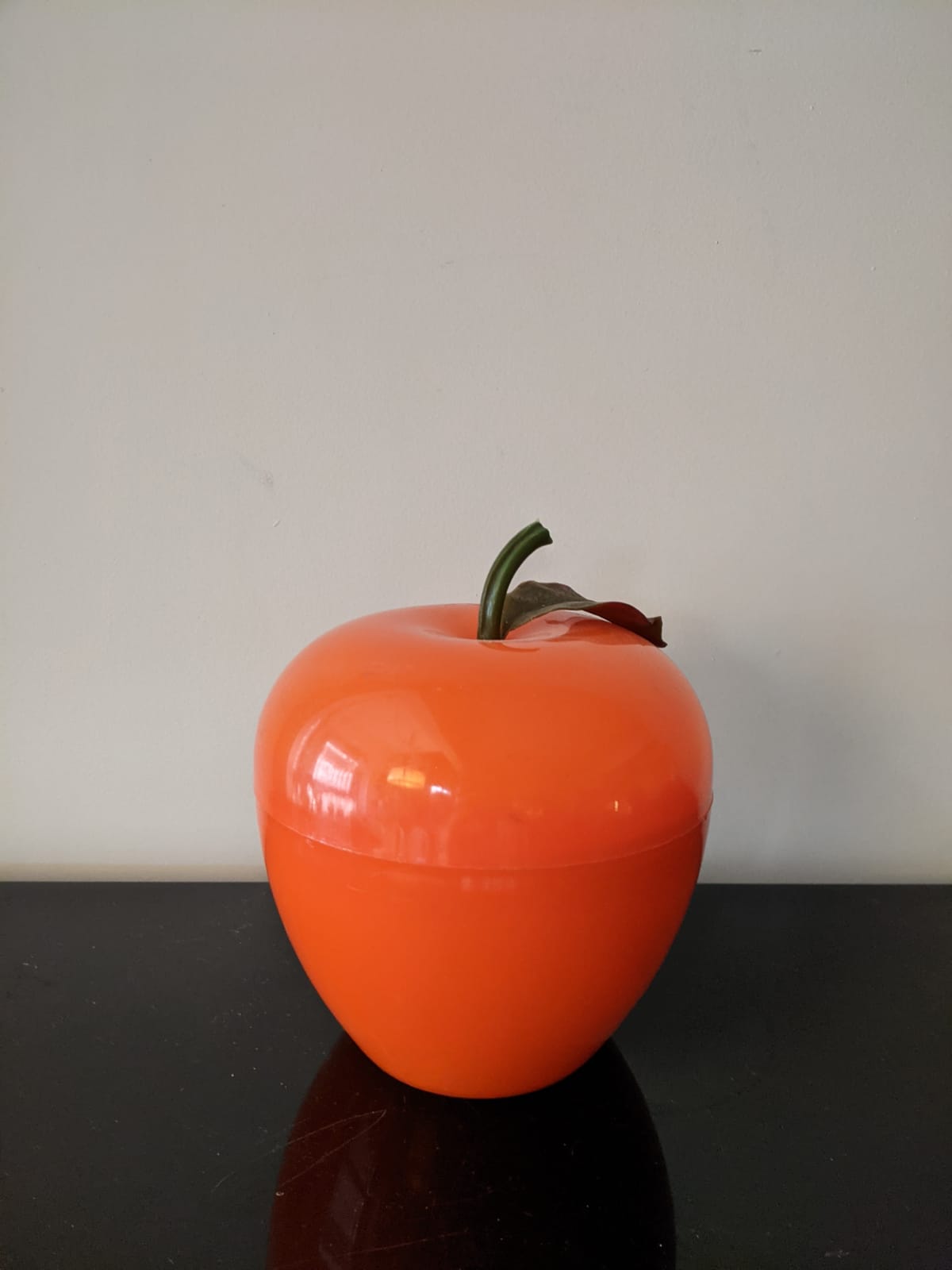 Orange apple ice bucket