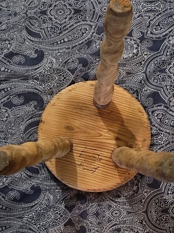 Solid wood stool legs tripod Aero-gummed