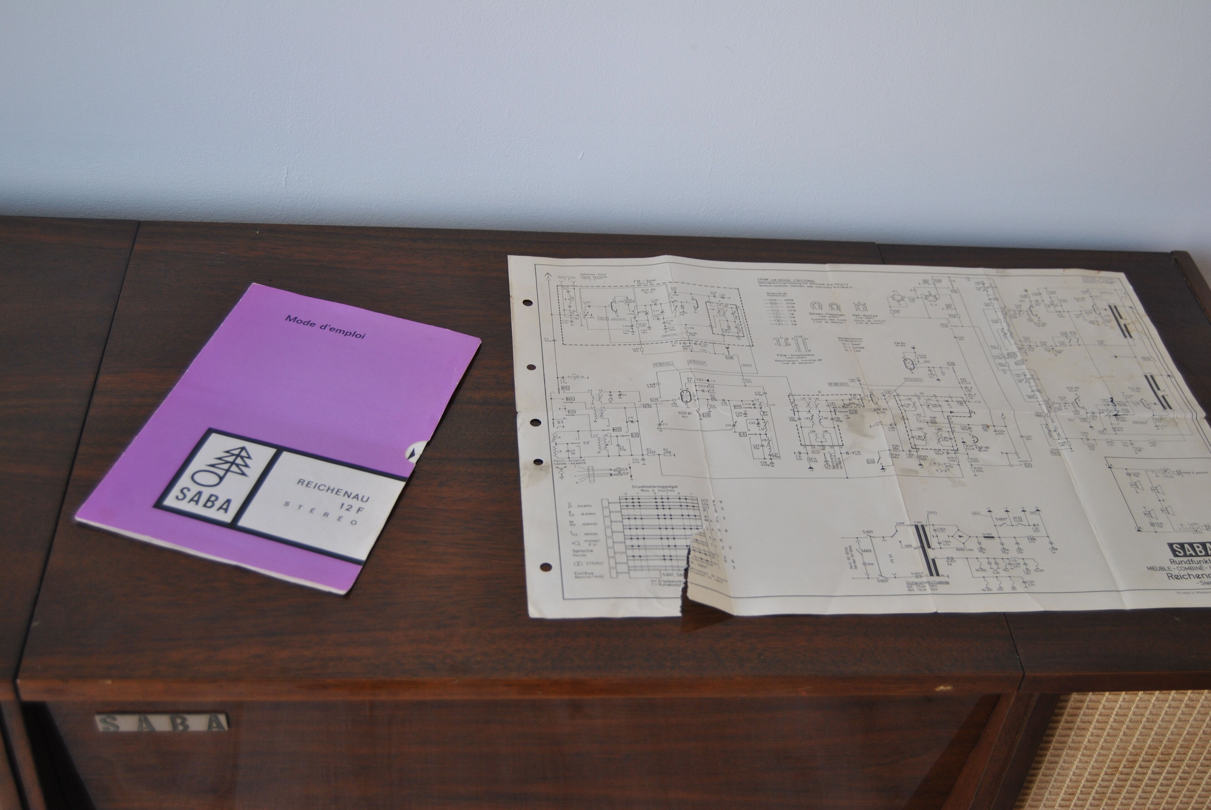 Radio furniture / record player SABA 1960