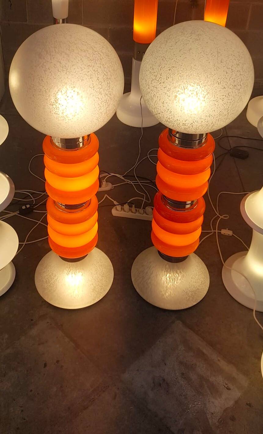 Paire de lampadaires vintage en verre de Murano orange italien de style Space-Age