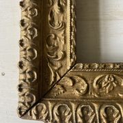 Wooden frame and gilded and carved stucco of the nineteenth century