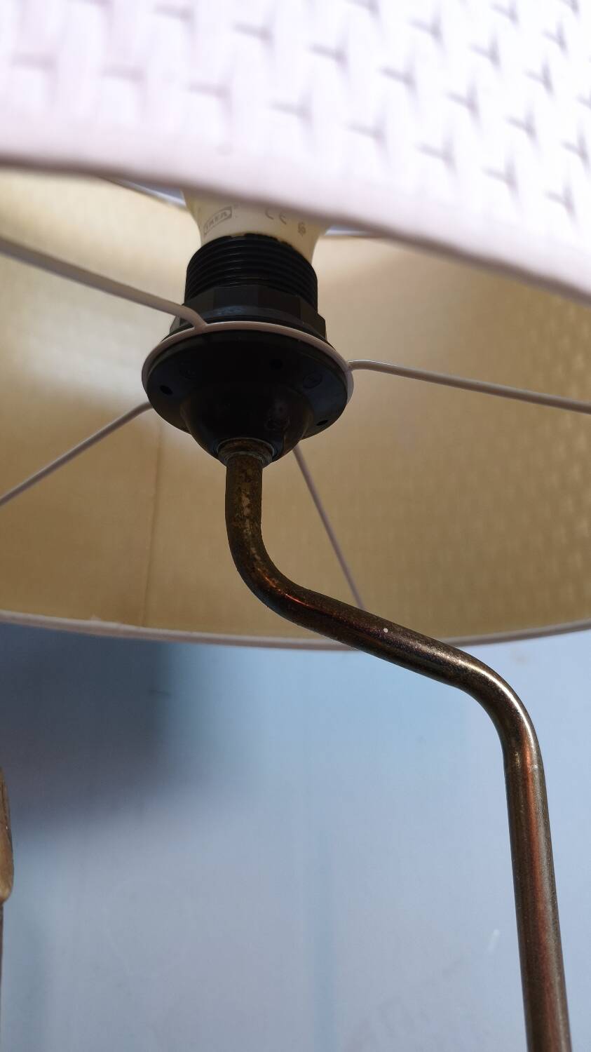 Stilt lamp - Maison Charles - brass and lacquer