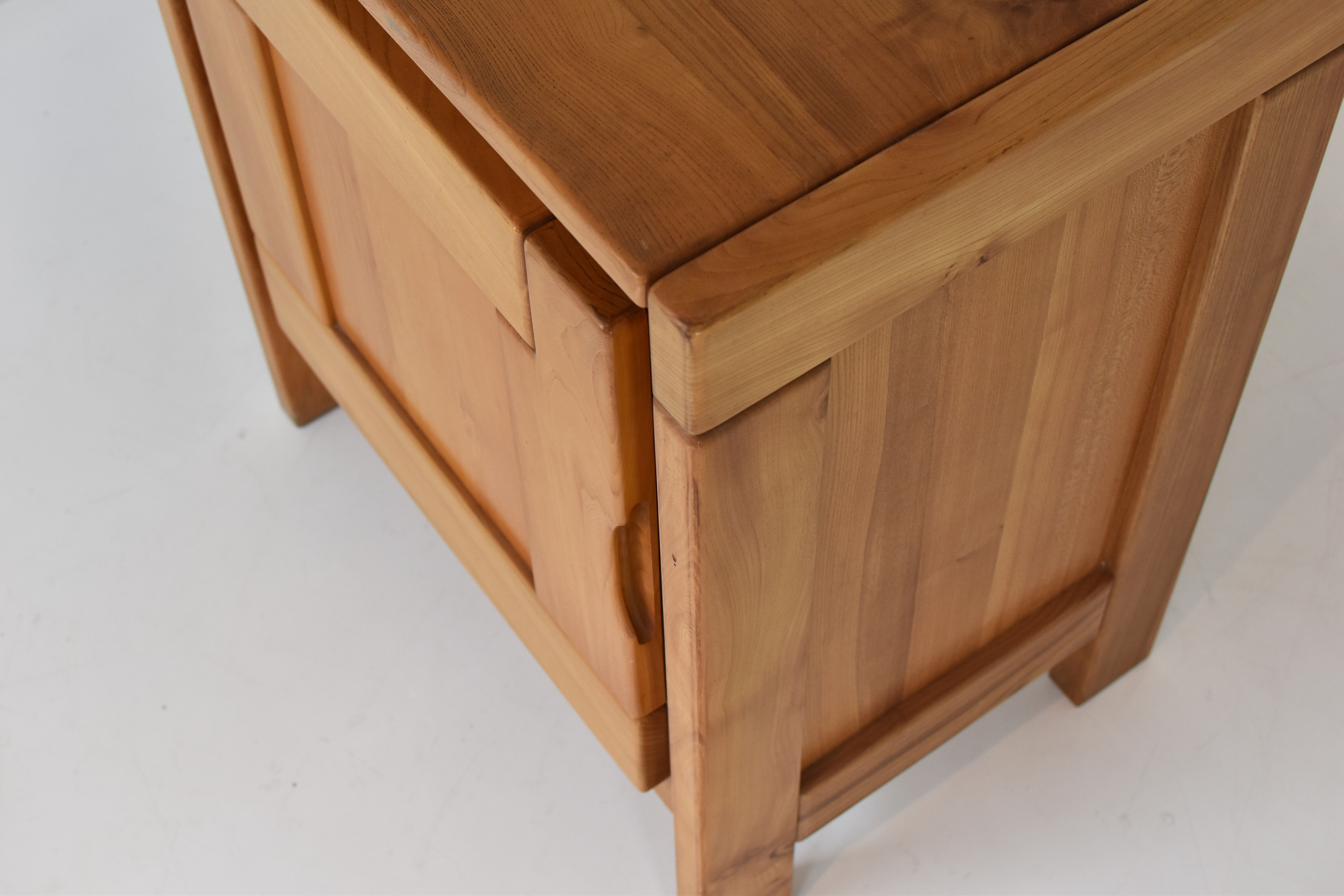 Cabinet designed and manufactured by Maison Regain, France, 1970.