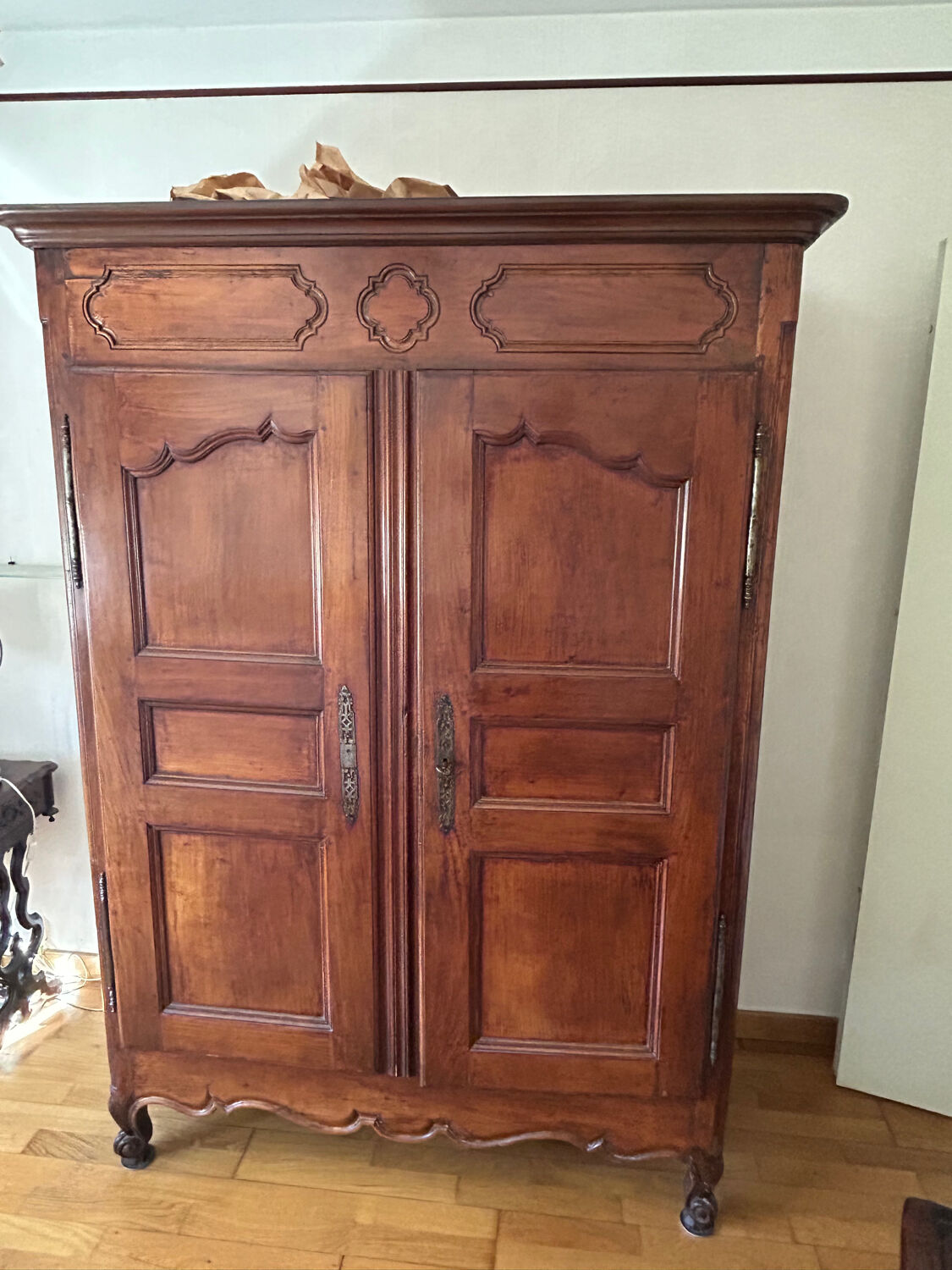 Louis XV style wardrobe - very good condition