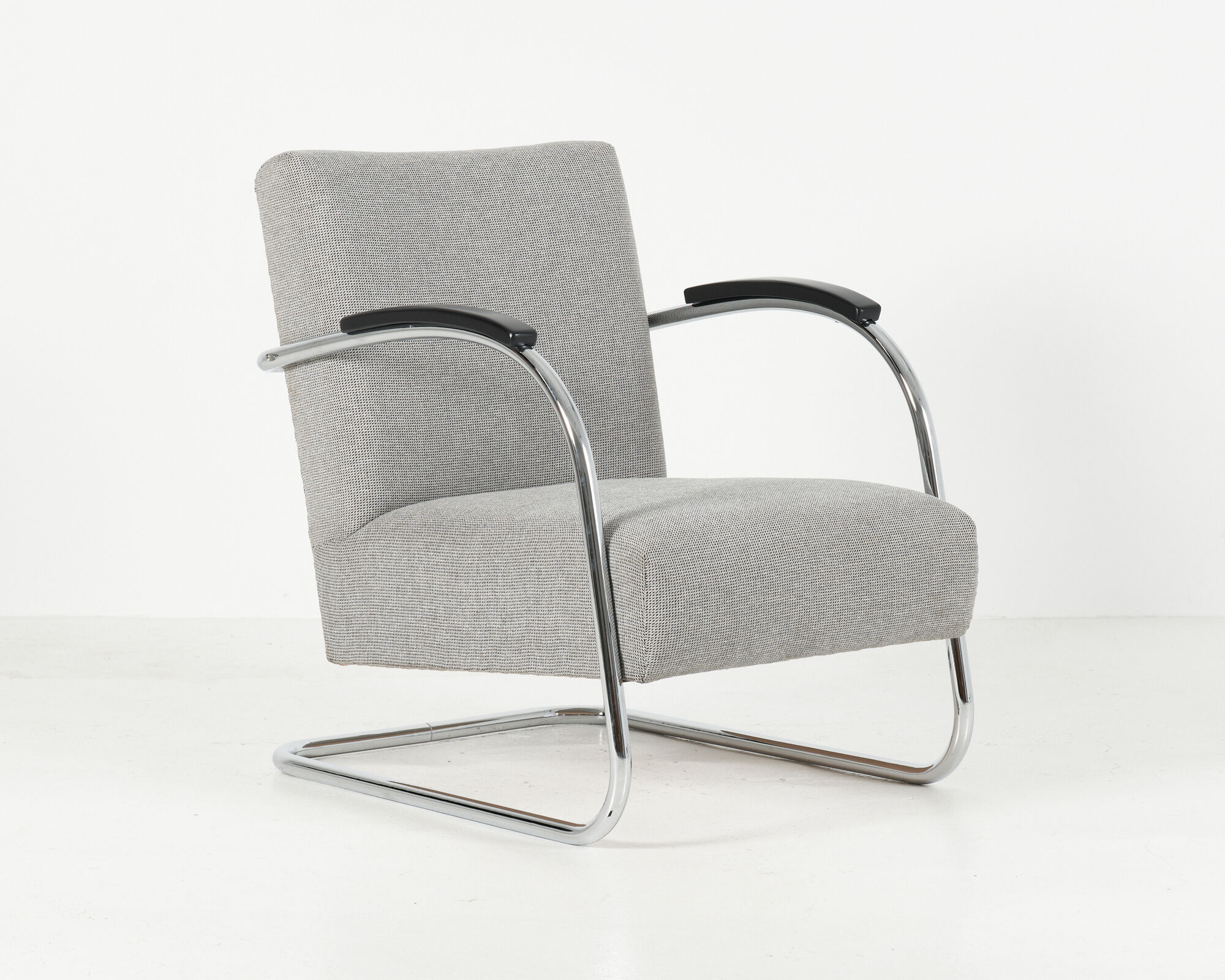 2 cantilever armchairs from Mucke & Melder, 30's