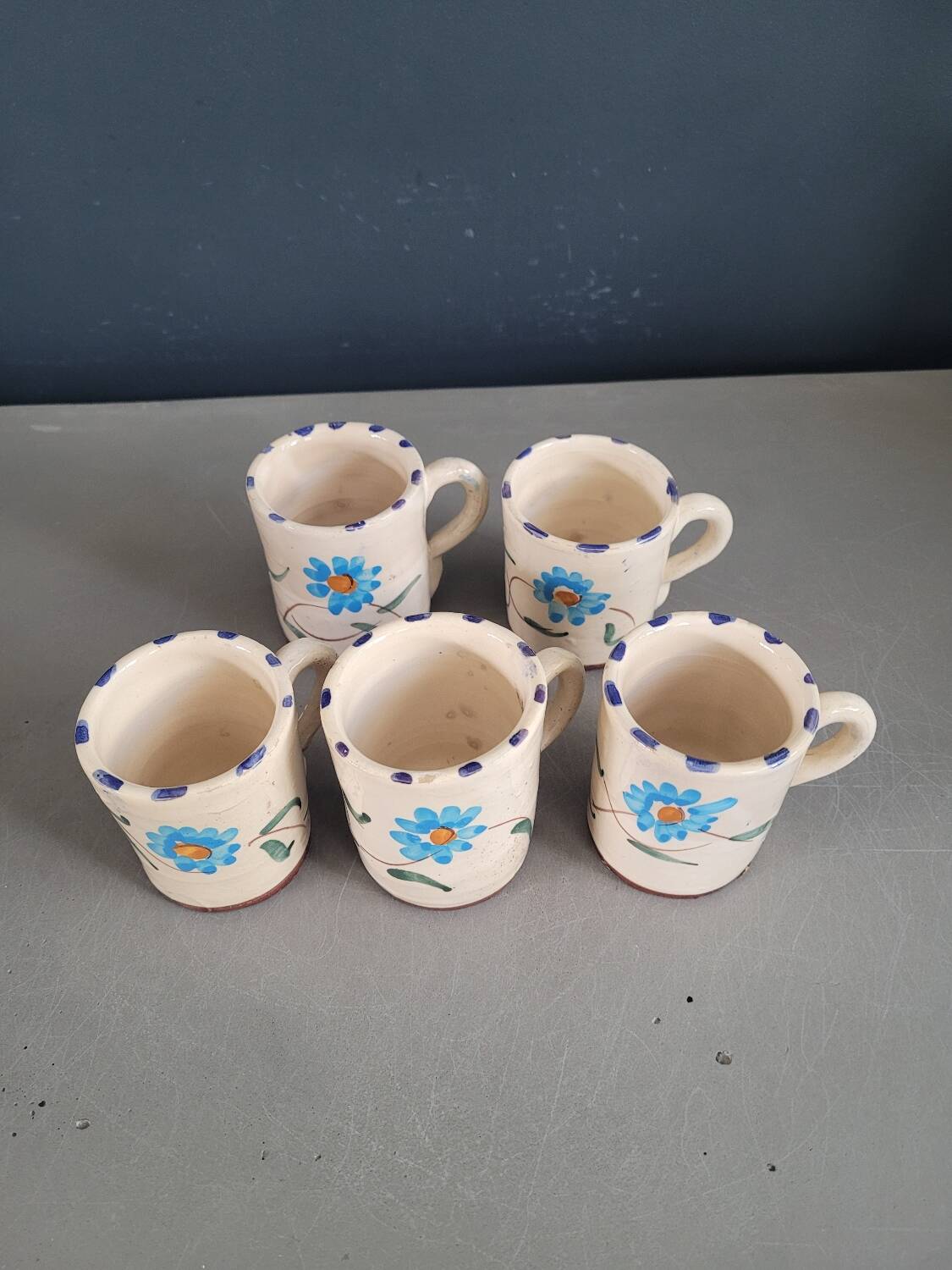 Set of 5 glazed ceramic coffee mugs