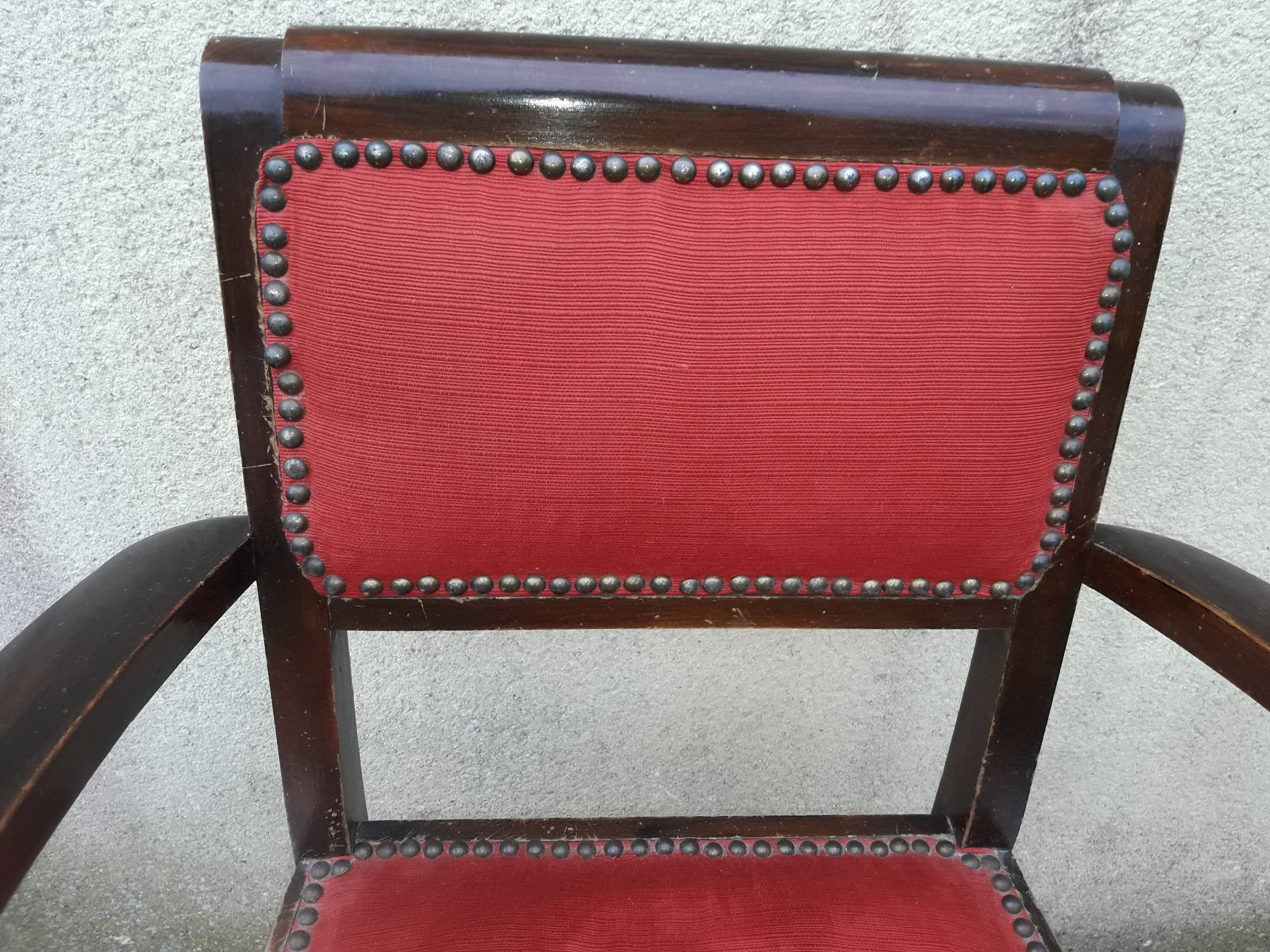 Bridge chair in red ribbed fabric