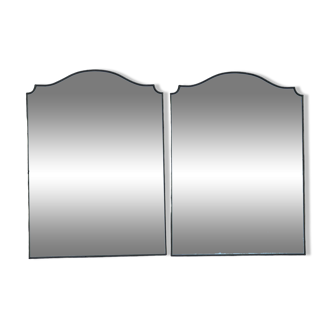 Pair of mirrors