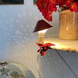 Mushroom walking lamp