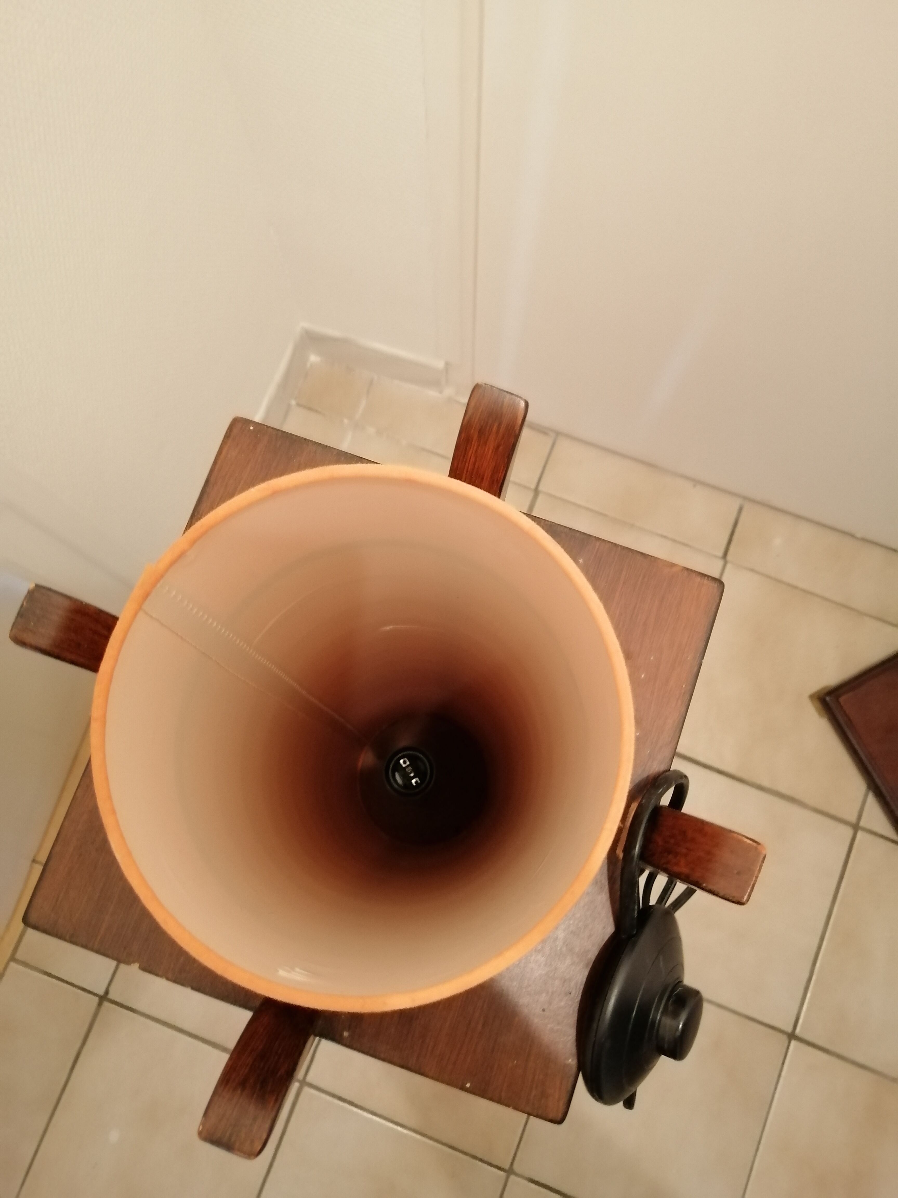 Lampe en bois ancienne vintage orange
