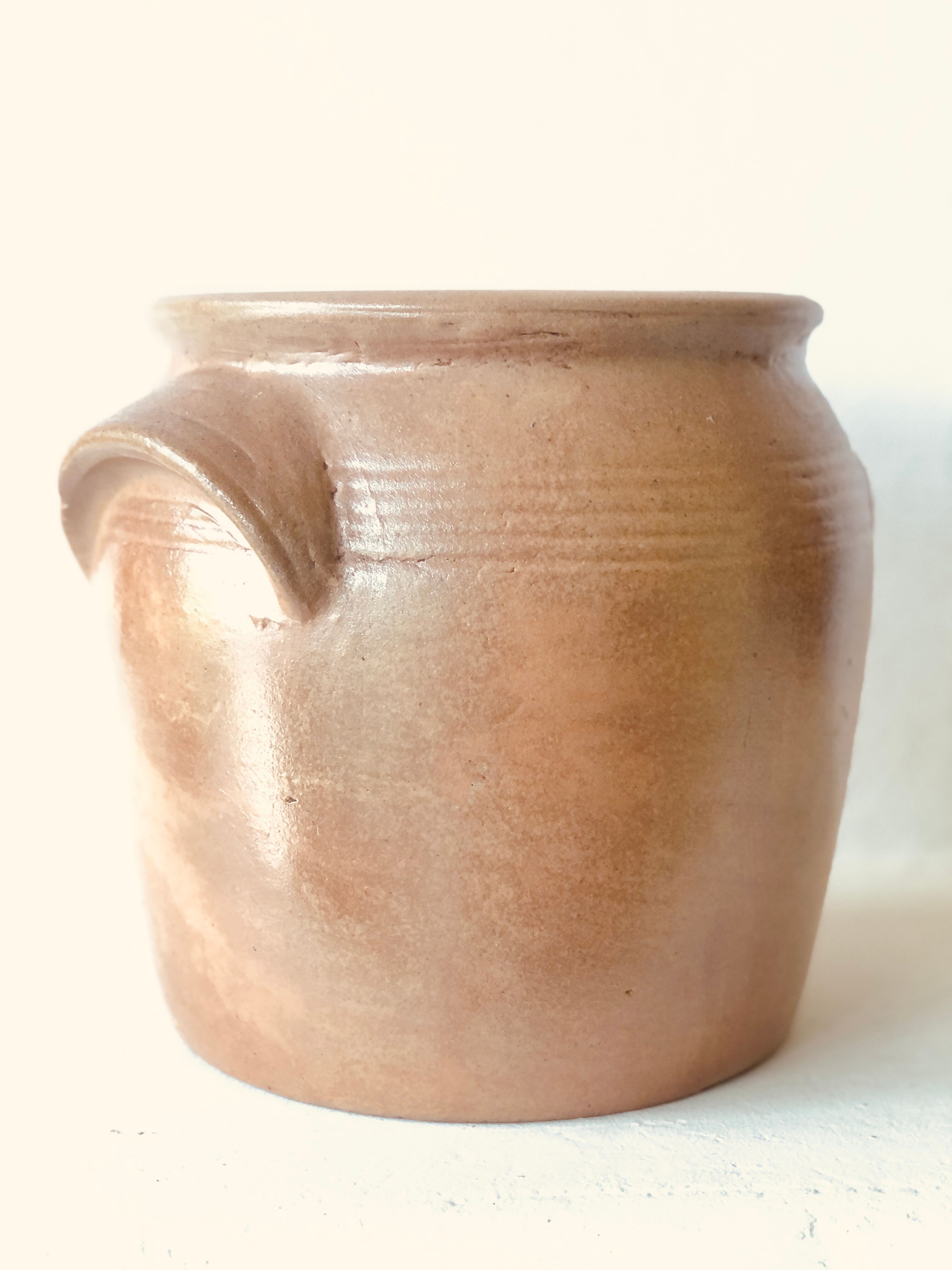 Sandstone pot