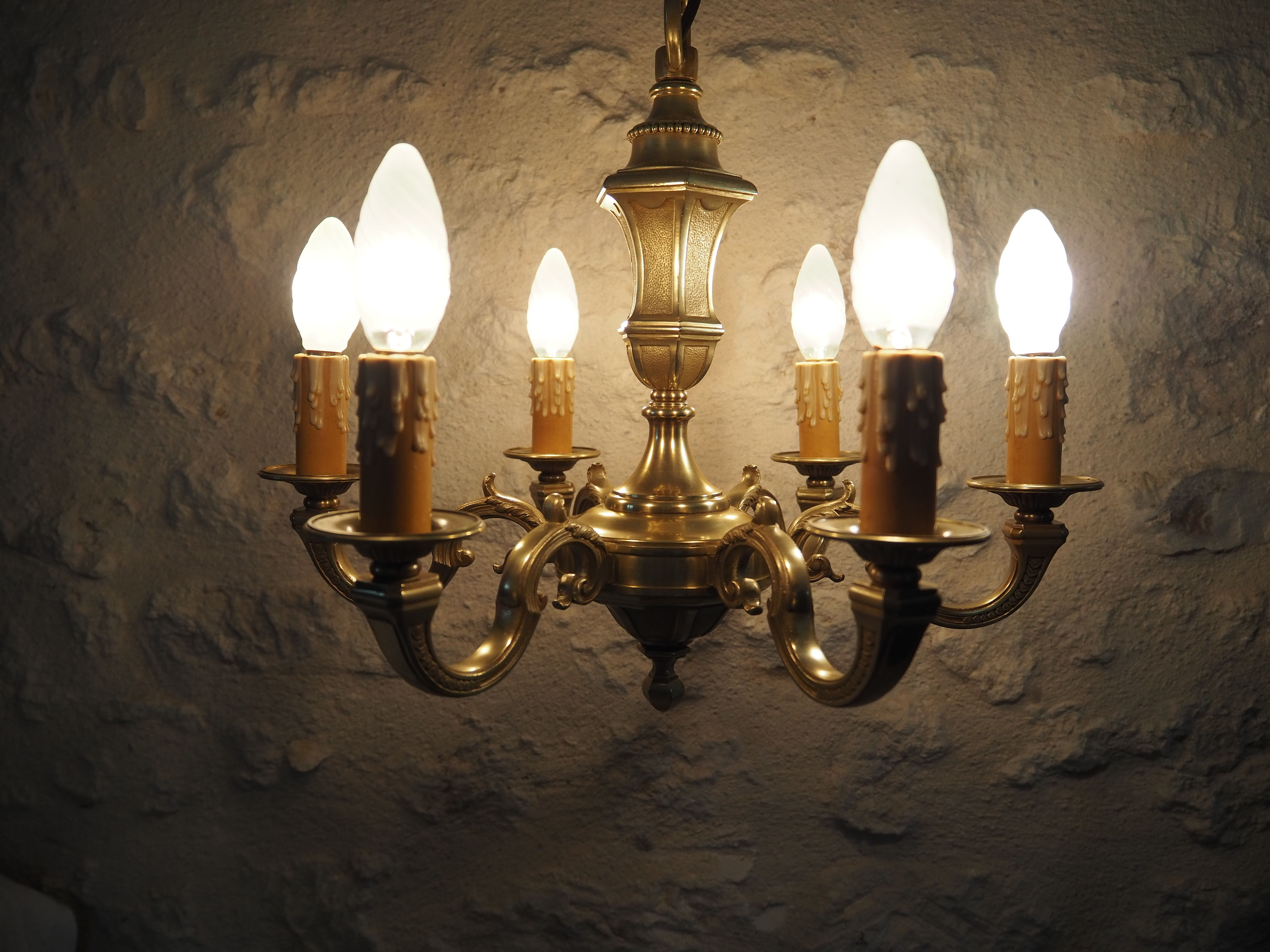 Bronze chandelier in Louis XV style - 6 lights