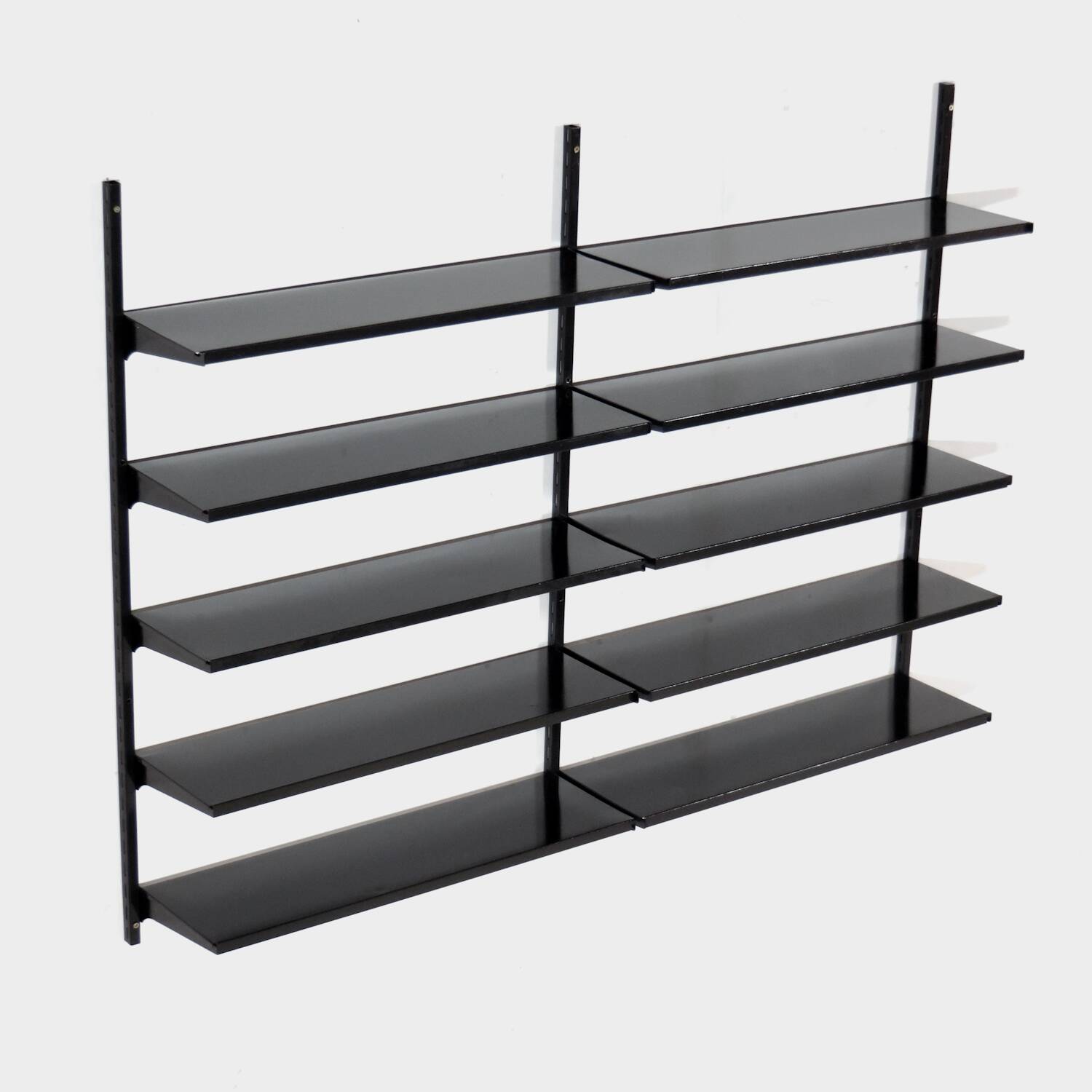Système d'éléments muraux vintage en métal anthracite du milieu du siècle, années 1960