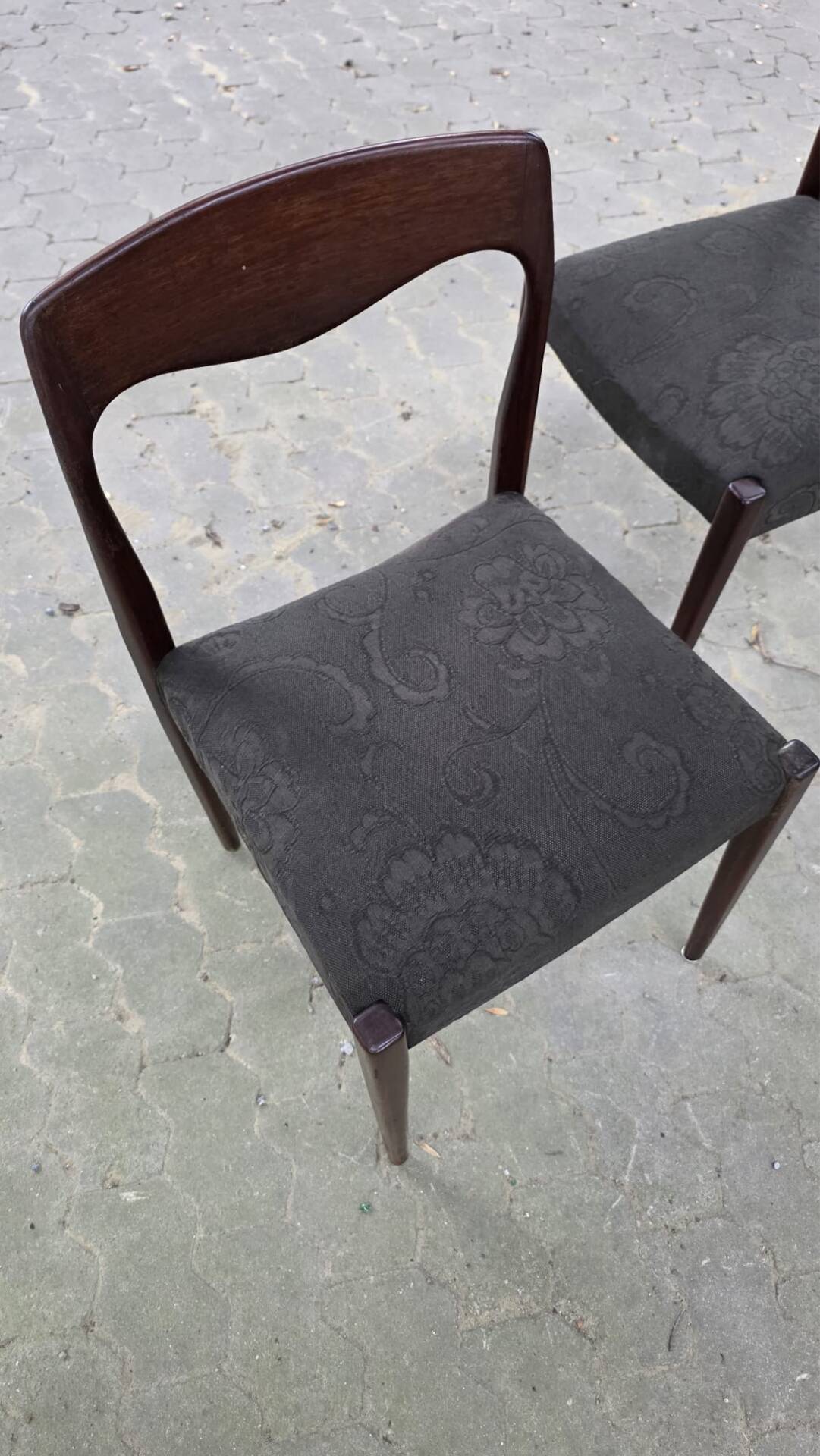 Set of 6 Scandinavian teak chairs – 1960s