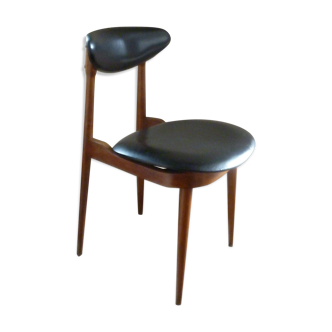 Baumann, model unicorn of the 60s chair