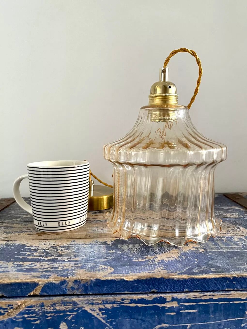 Set of two new electrified gold suspensions