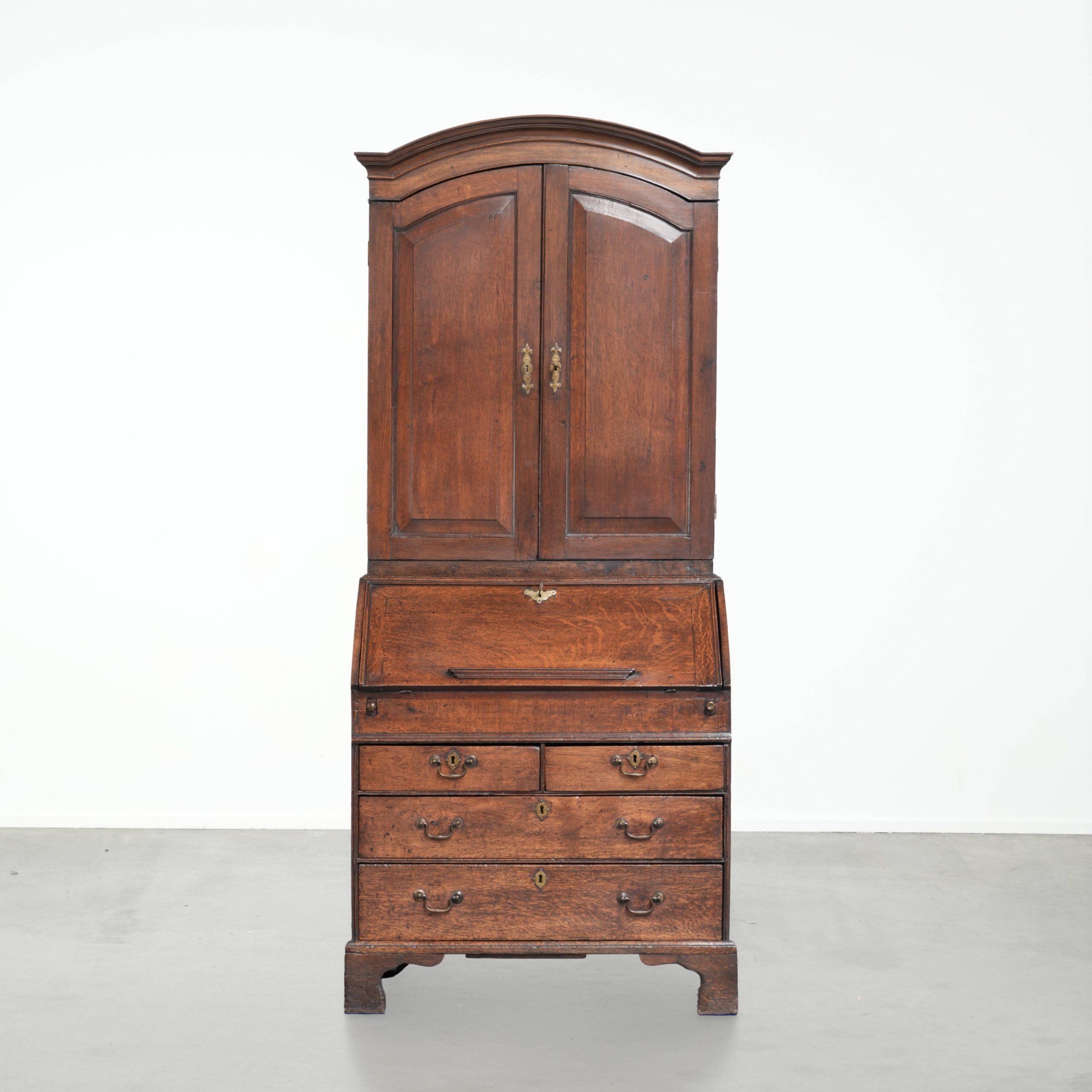Bureau secrétaire en chêne antique du XVIIIe siècle avec dessus/bibliothèque