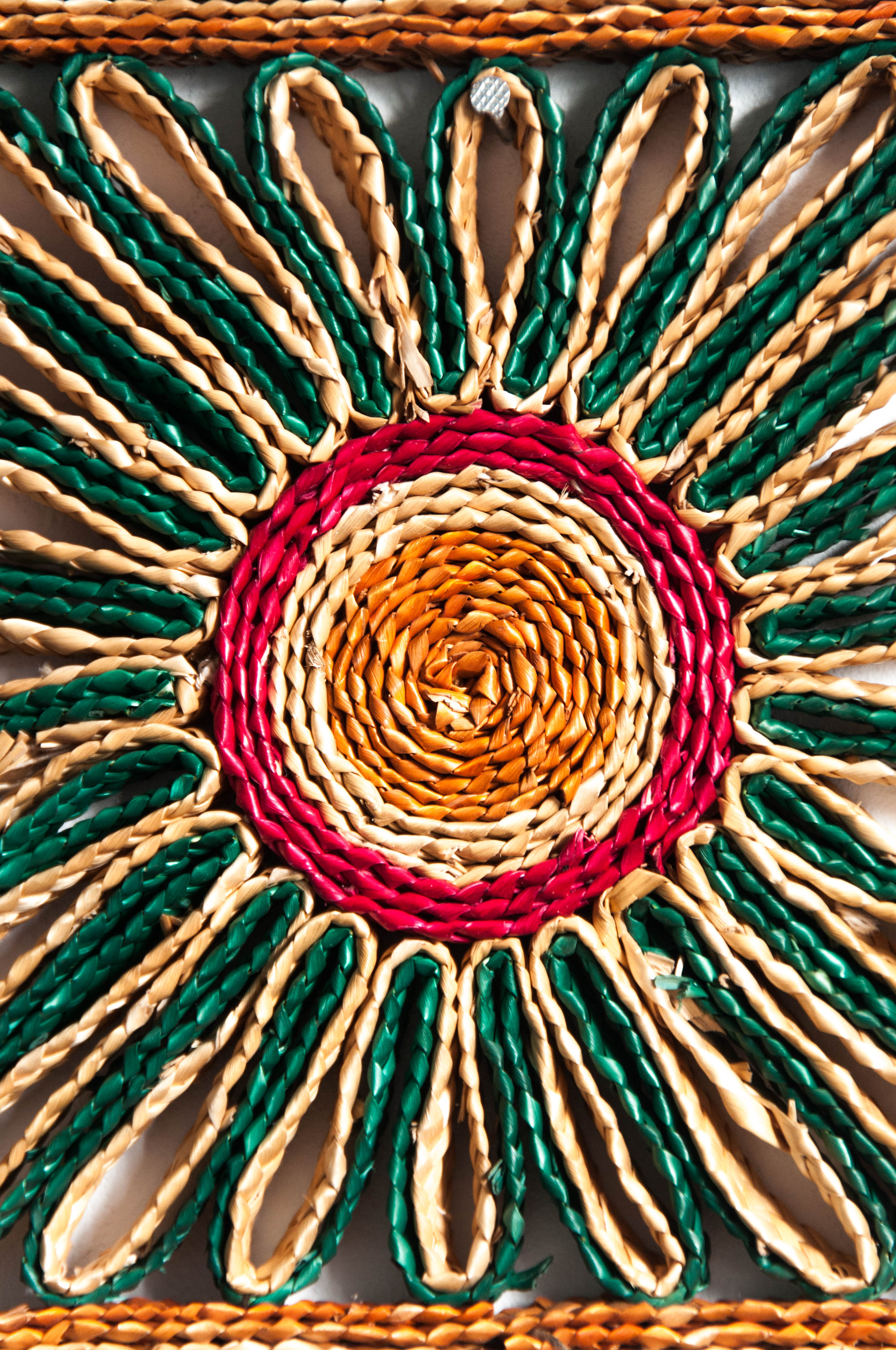 Bone-in square table mat - coloured straw - 70's