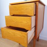 Vintage chest of drawers