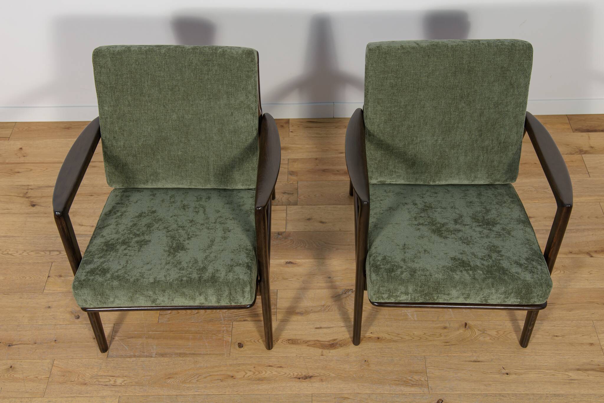 Model 300-139 Armchairs from Swarzędz Furniture Factory, 1960s, Set of 2