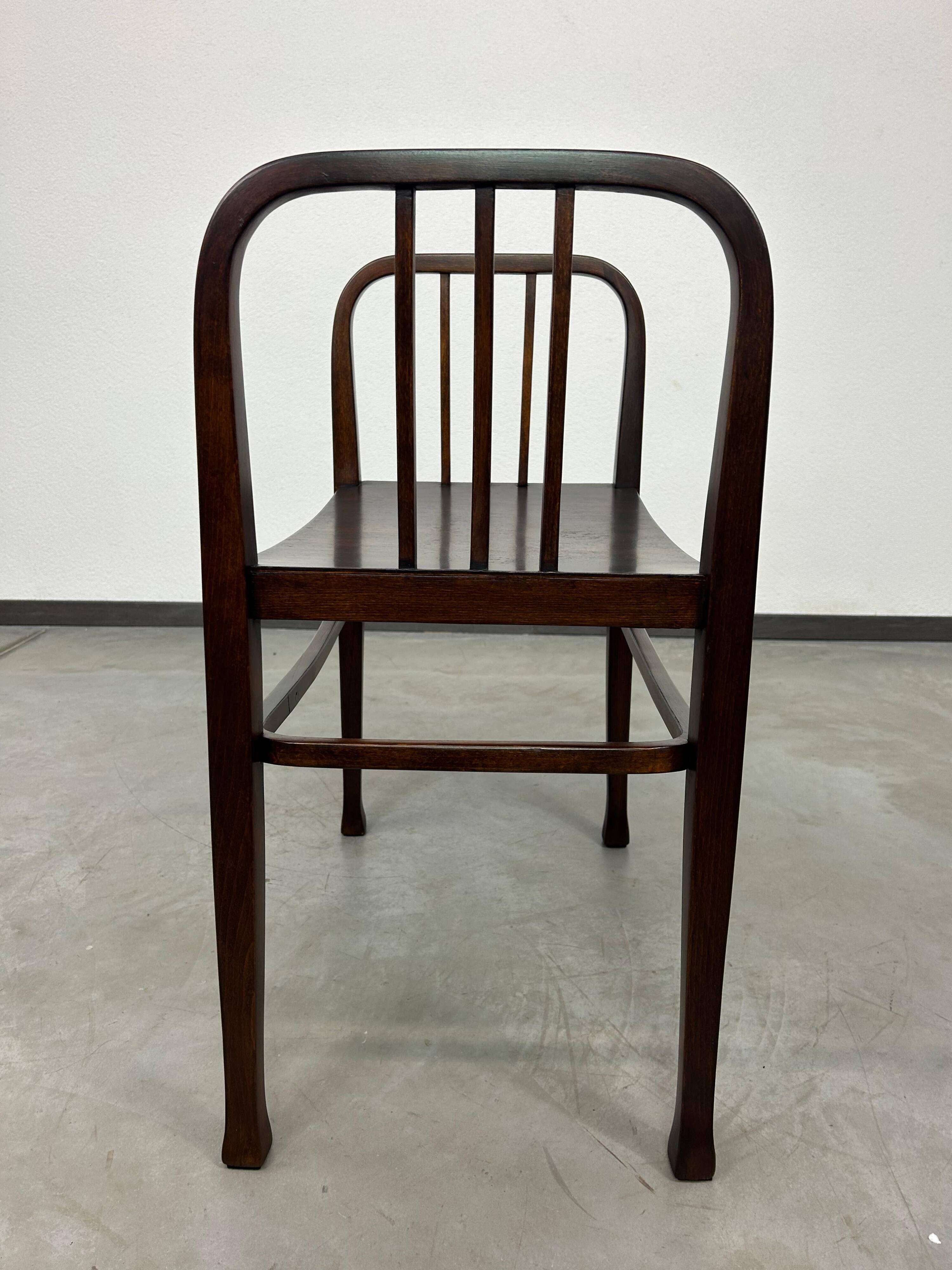 Sofa Jugendstil no. 6611 attributed to Otto Wagner for Thonet