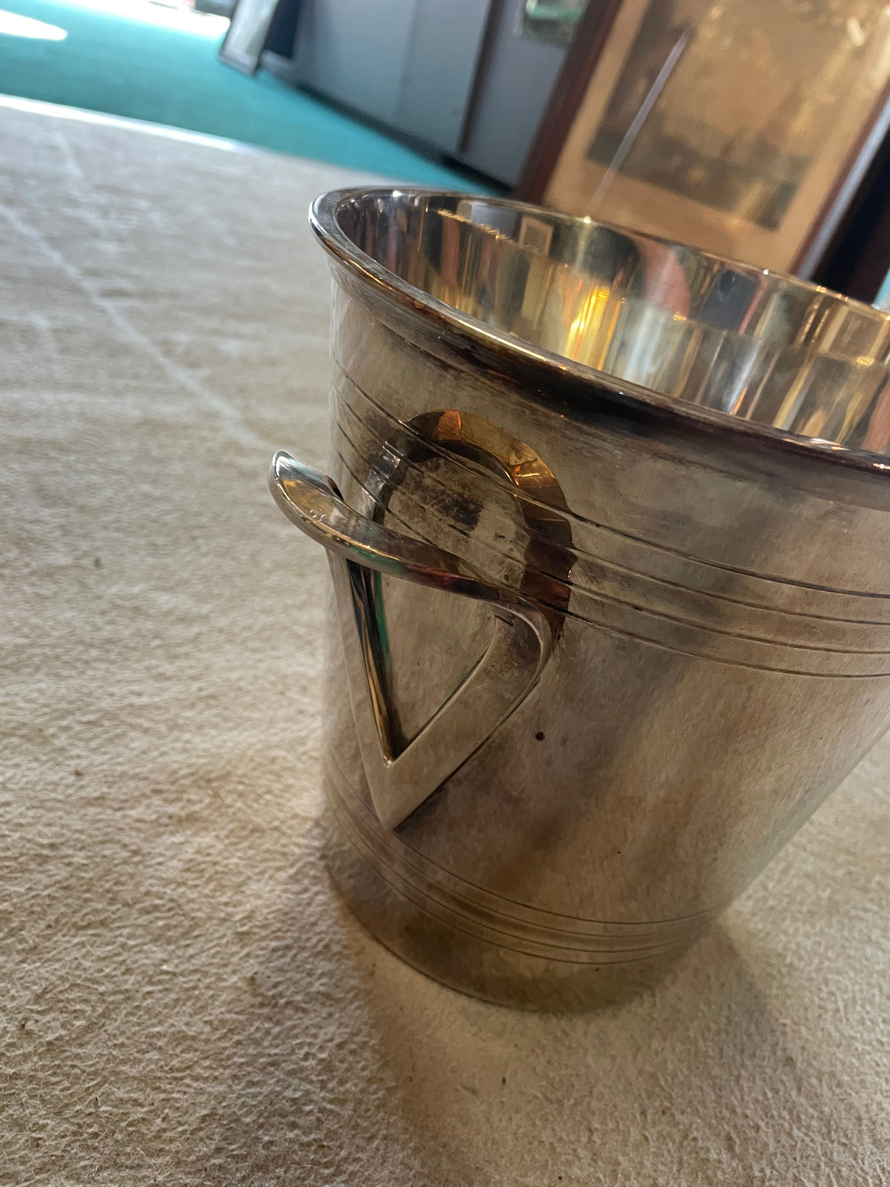 Silver metal champagne bucket