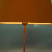 Vintage table lamp with modern design, Ghyzcy selection.